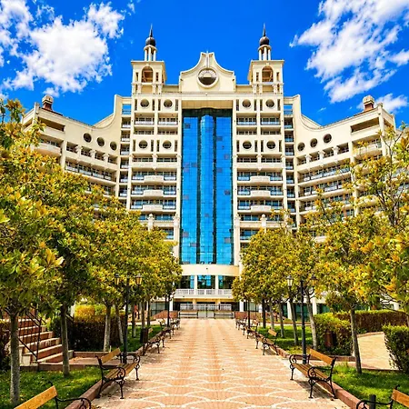 Sunset Resort- First Line & Pool - Private Ap Διαμέρισμα